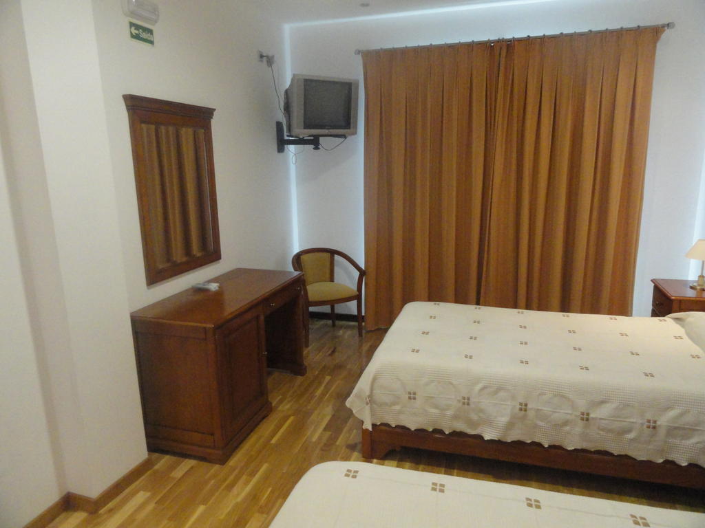 Hotel Cabeço do Forte Miranda do Douro Chambre photo